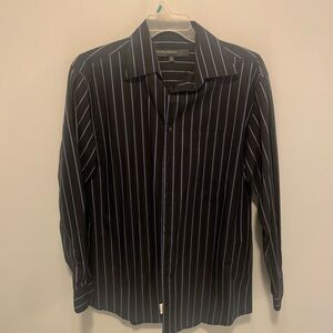 Perry Ellis portfolio dress shirt (L) for men